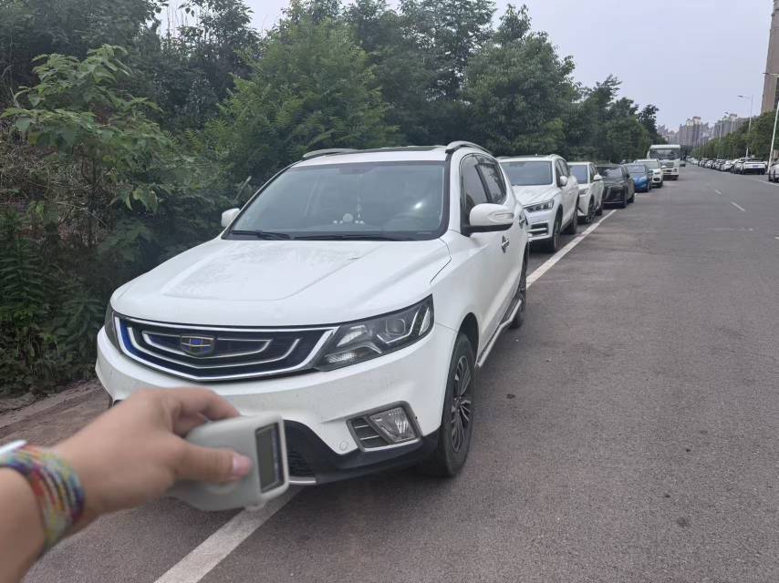 GEELY Vision X6 2016 immagine di auto 