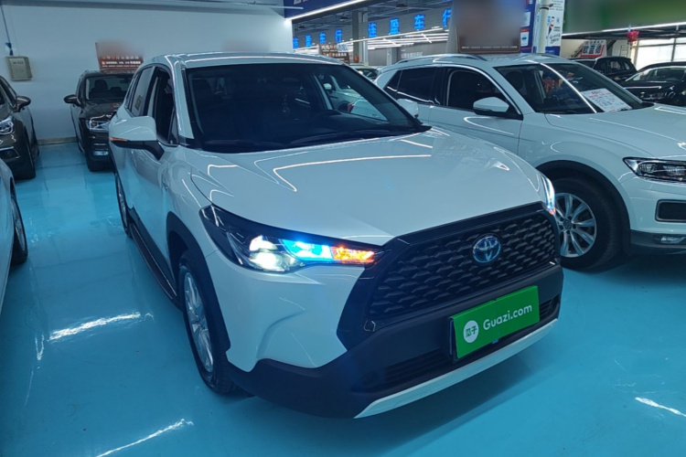 Toyota Corolla Cross 2023 image de voiture #4