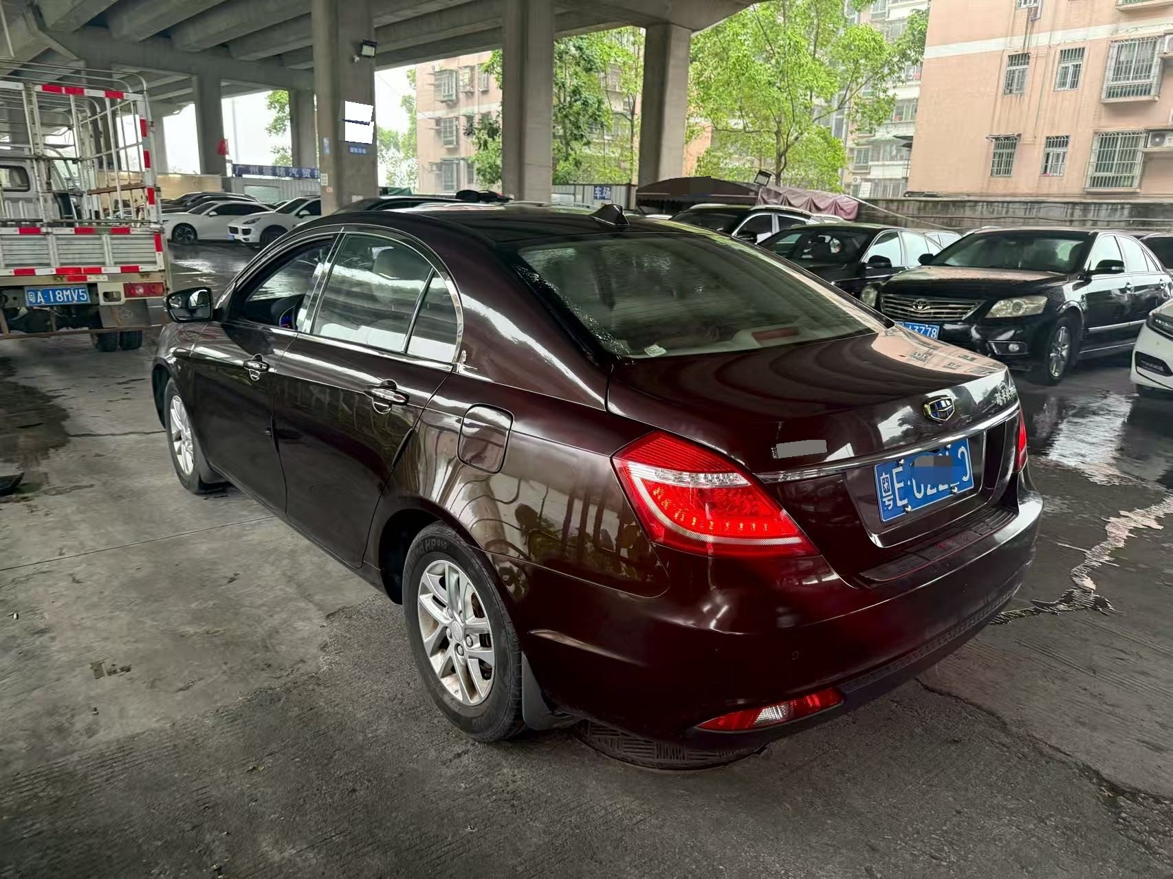 GEELY Emgrand 2016 car image #4