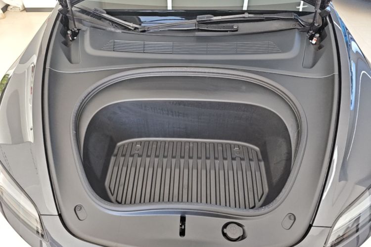 Tesla Model 3 2025 #20 Tesla Model 3 2025 car image #20