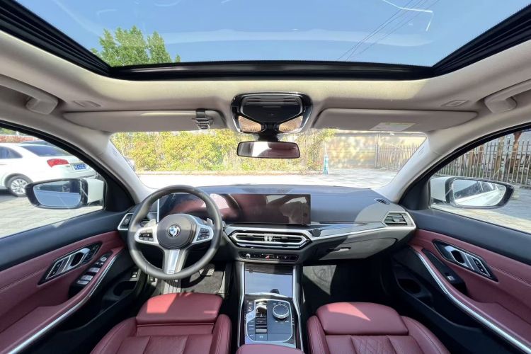 BMW 3 Series 2023 car image #12