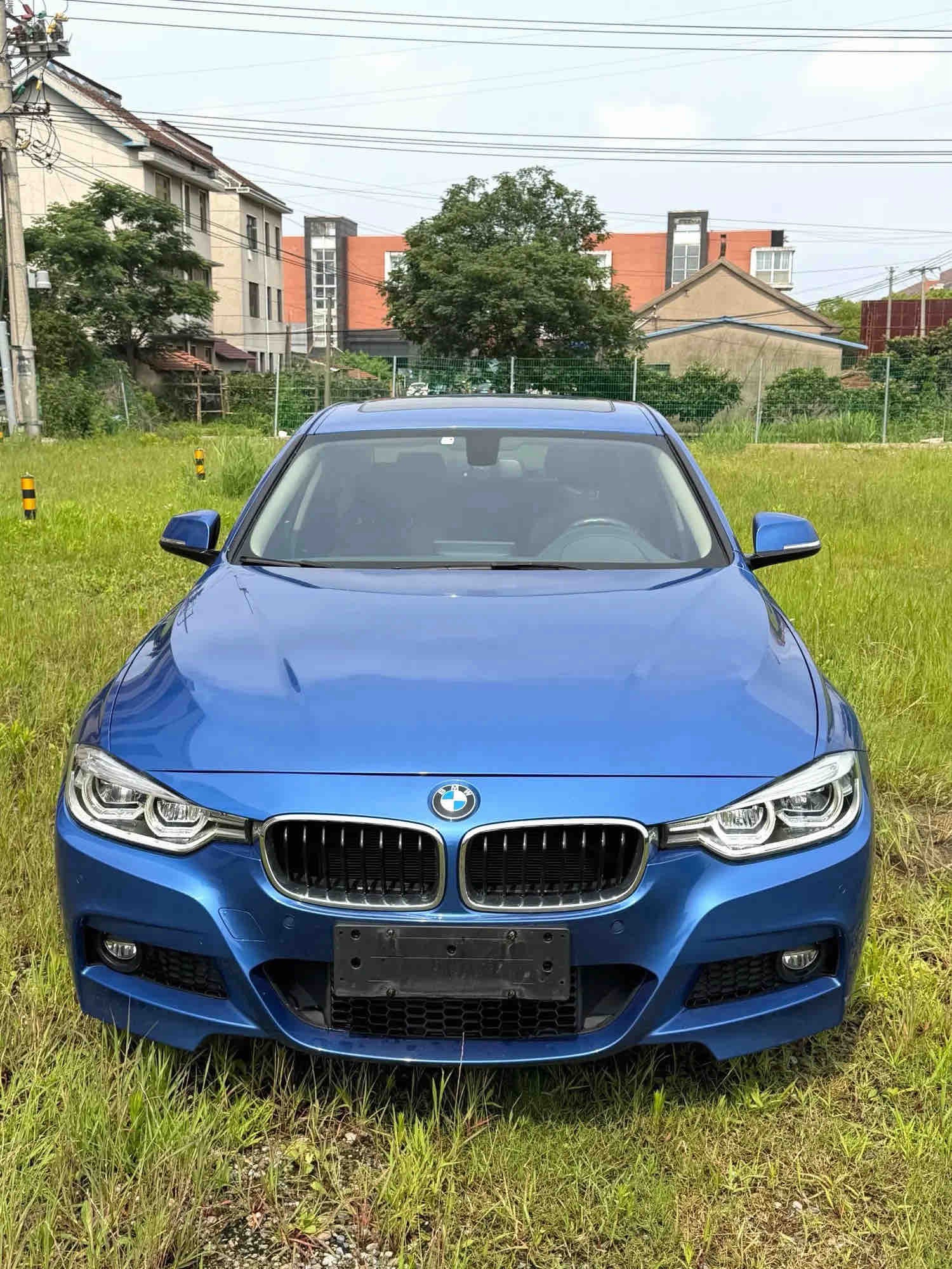 BMW 3 Series 2018 #2 BMW 3 Series 2018 صورة سيارة #2
