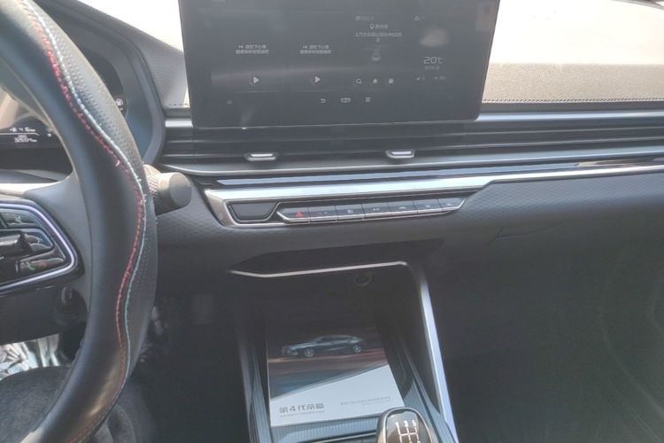 GEELY Emgrand 2022 car image #15
