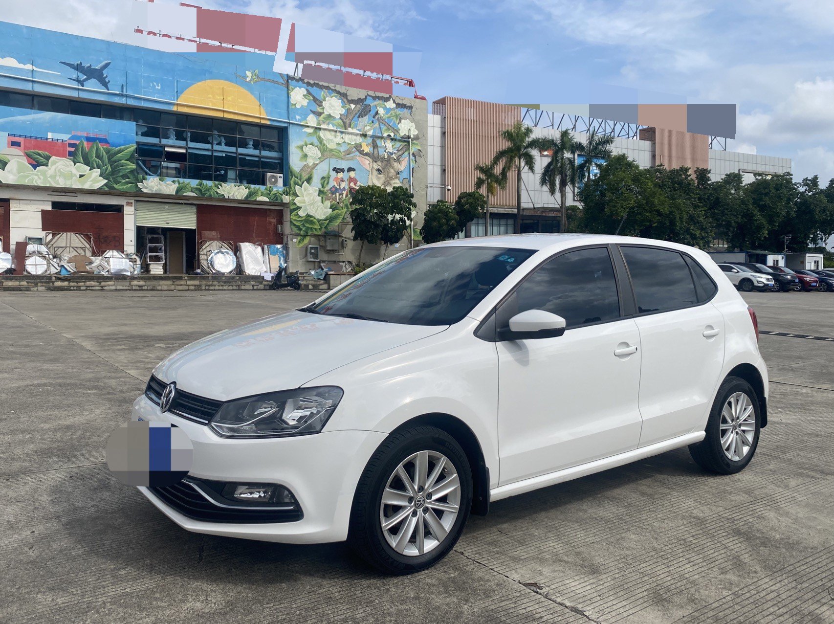 Volkswagen Polo 2015 Volkswagen Polo 2015 car image