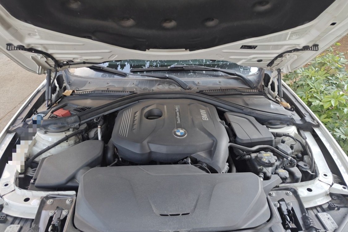 BMW 3 Series 2019 #10 BMW 3 Series 2019 car image #10