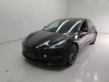 Tesla Model 3 2021 car image 