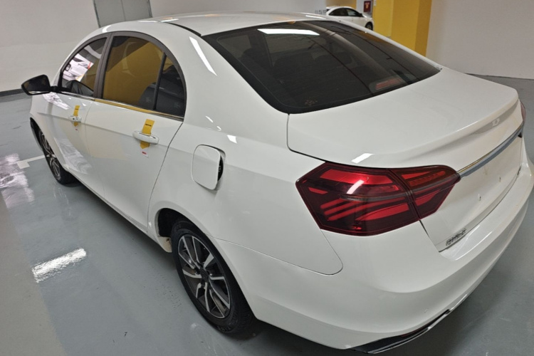 GEELY Emgrand 2020 #5 GEELY Emgrand 2020 immagine di auto #5