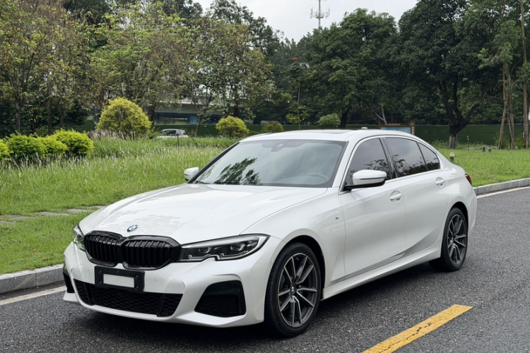 BMW 3 Series 2020 #2 BMW 3 Series 2020 car image #2