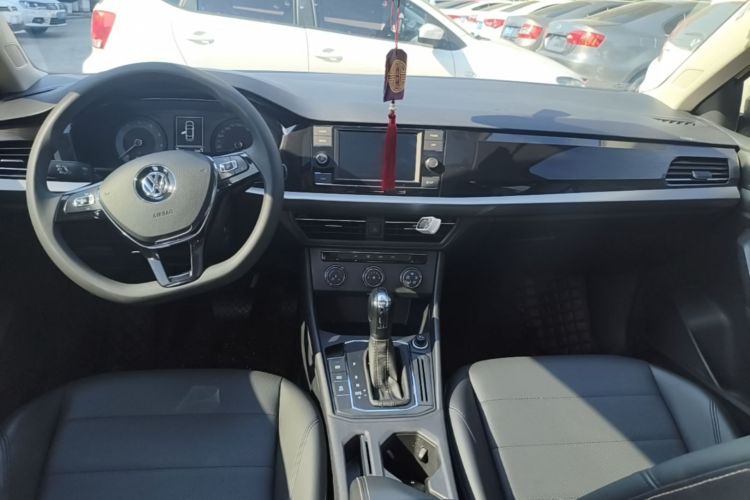 Volkswagen Lavida 2019 #10 Volkswagen Lavida 2019 car image #10