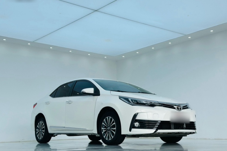 Toyota Corolla 2018 #3 Toyota Corolla 2018 car image #3