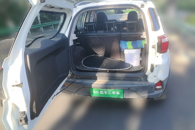 BYD Yuan 2016 car image #17