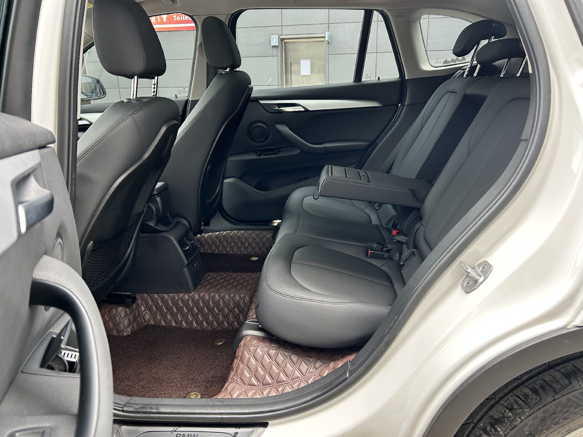2019 #2 2019 car image #2