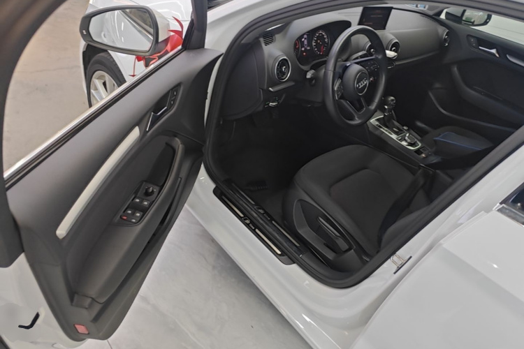 Audi A3 2019 #16 Audi A3 2019 car image #16