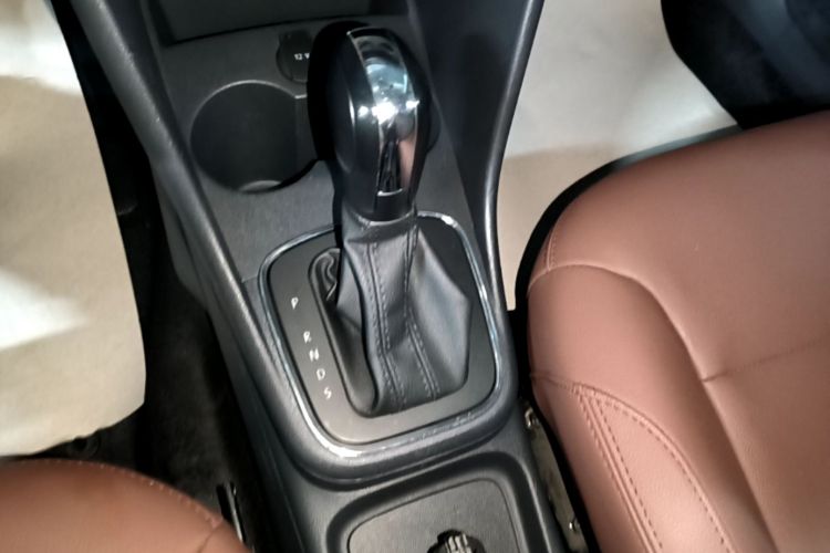 Volkswagen Polo 2017 car image #14