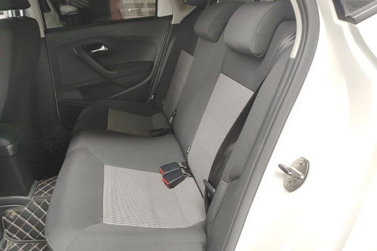 Volkswagen Polo 2018 #17 Volkswagen Polo 2018 car image #17