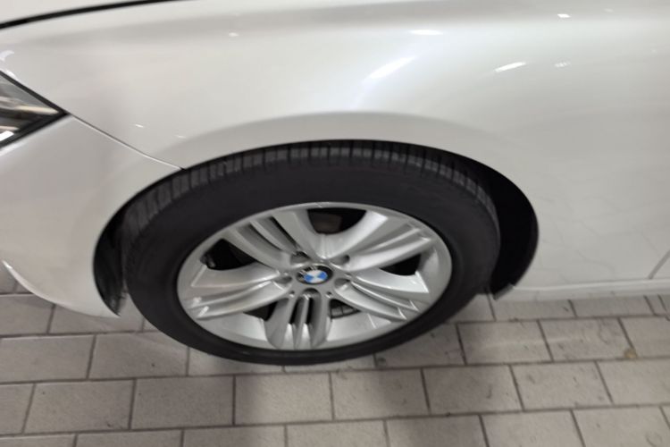 BMW 3 Series 2017 #9 BMW 3 Series 2017 immagine di auto #9