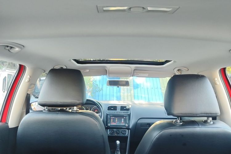Volkswagen Polo 2016 #18 Volkswagen Polo 2016 car image #18