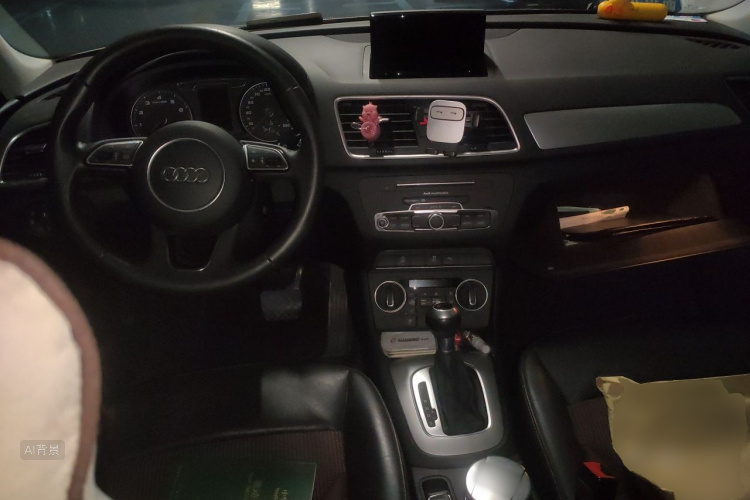 Audi Q3 2018 #11 Audi Q3 2018 car image #11