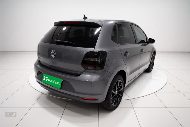 Volkswagen Polo 2015 car image #7