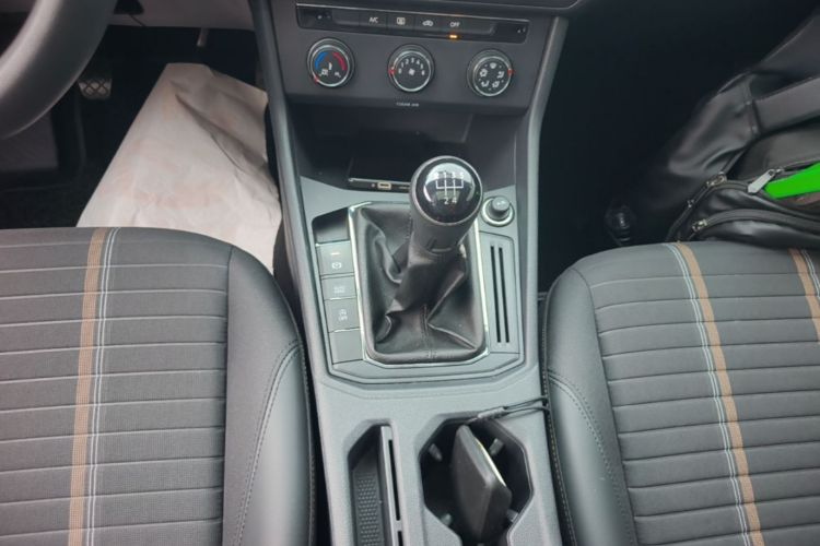 Volkswagen Lavida 2019 imagem de carro #14
