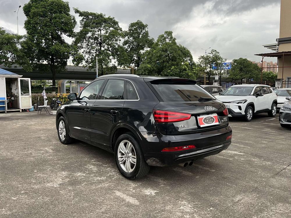 Audi Q3 2014 car image #5
