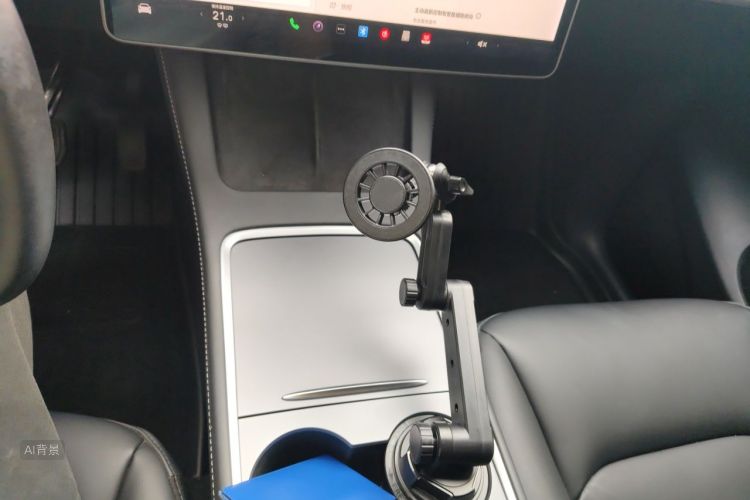 Tesla Model Y 2021 #16 Tesla Model Y 2021 car image #16
