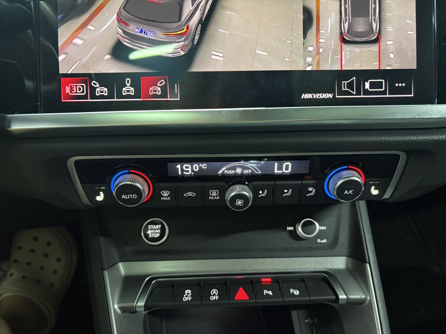 Audi Q3 2022 car image #8