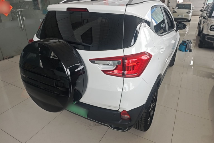BYD Yuan Pro 2022 #5 BYD Yuan Pro 2022 car image #5