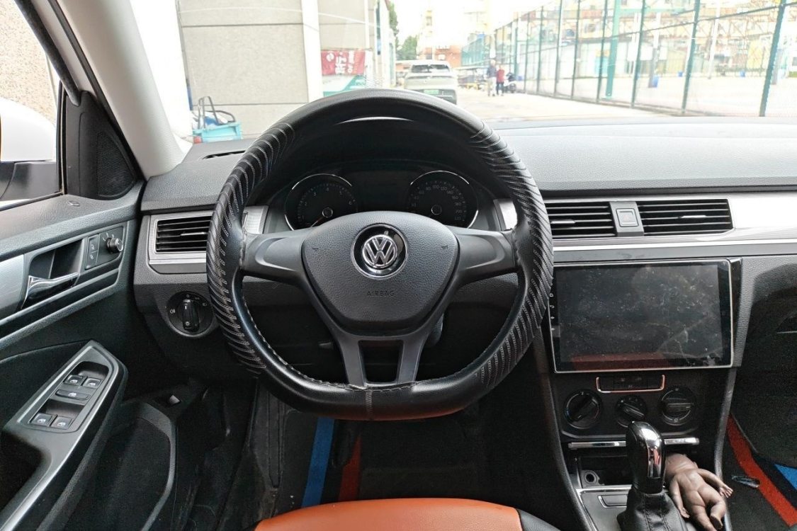 Volkswagen Bora 2018 car image #22