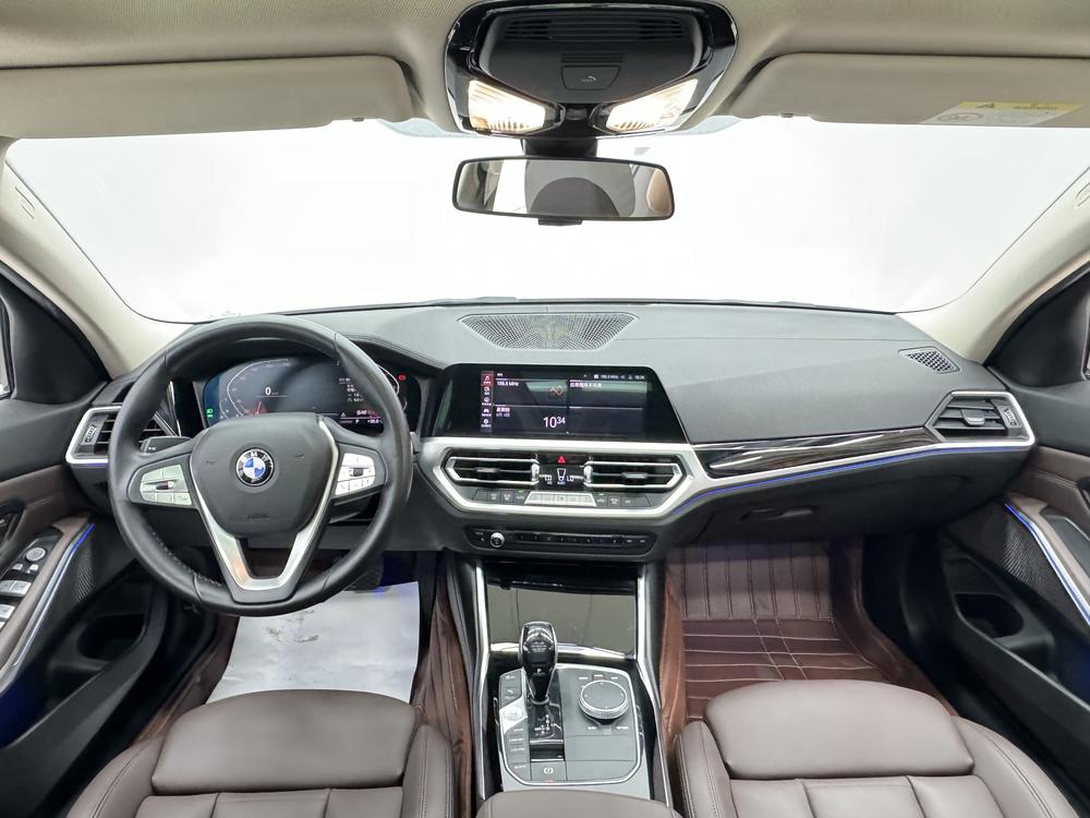 BMW 3 Series 2019 car image #7