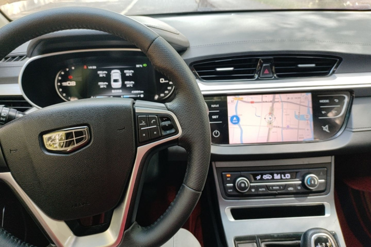 GEELY Emgrand 2018 car image #10