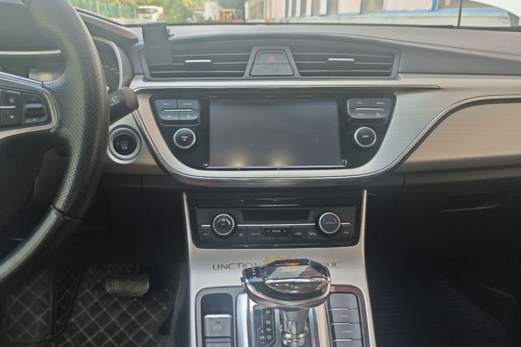 GEELY Emgrand GL 2017 car image #13