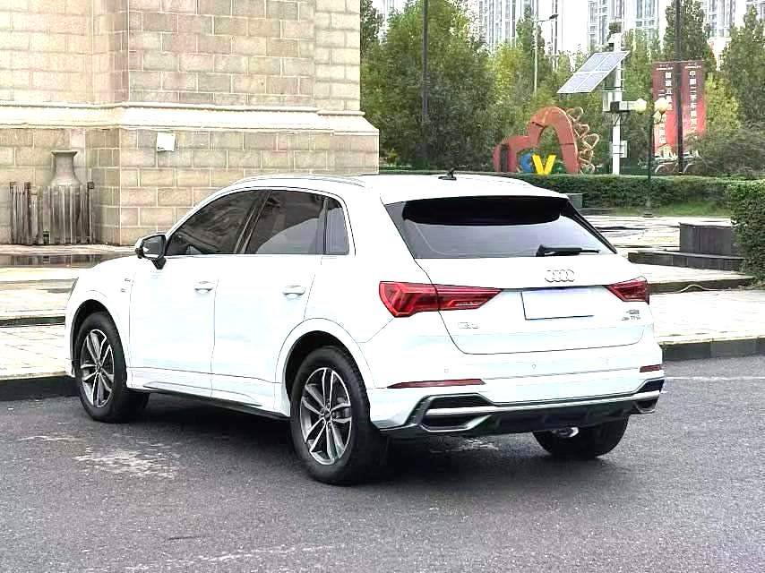 Audi Q3 2024 #6 Audi Q3 2024 صورة سيارة #6