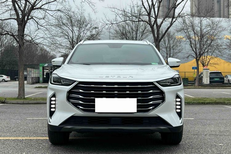 Jetour X70 PLUS 2024 car image #3