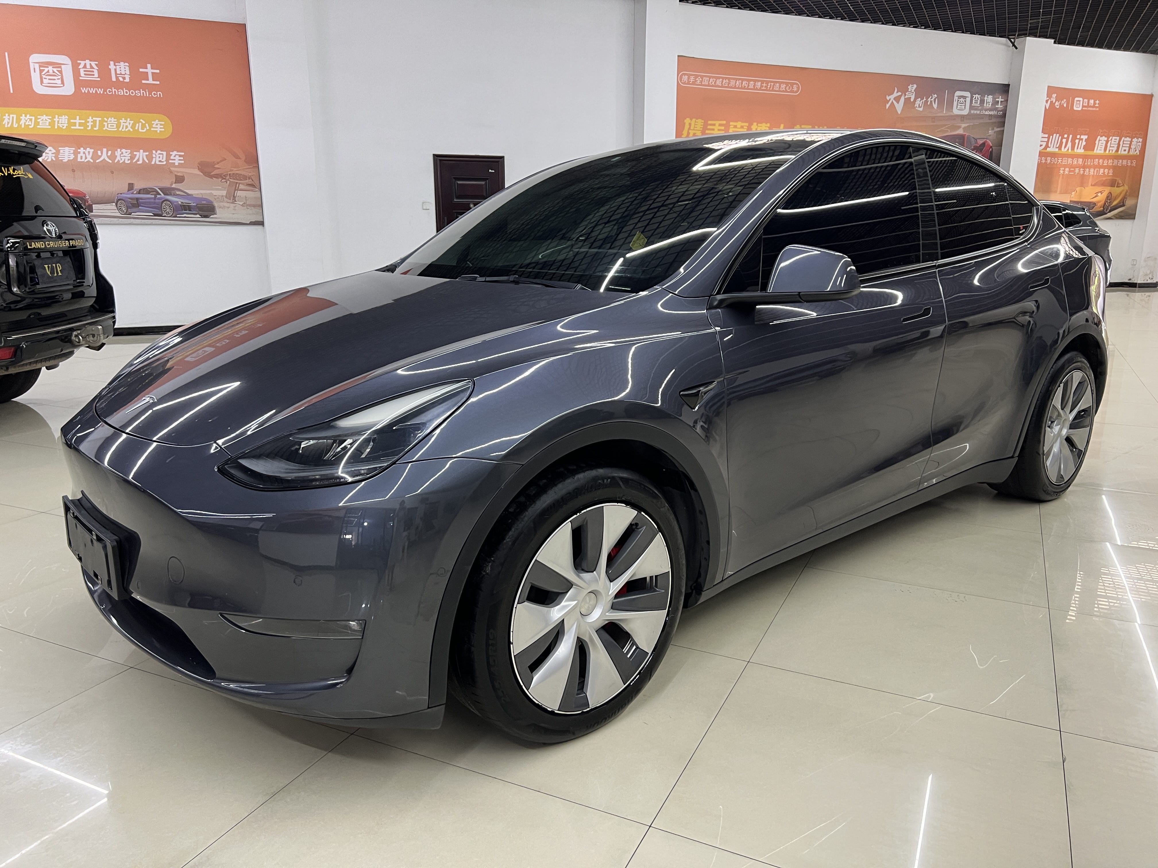 Tesla Model Y 2021 Tesla Model Y 2021 immagine di auto