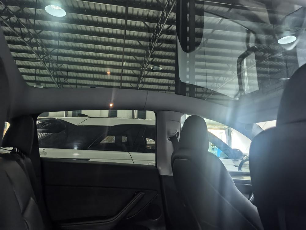 Tesla Model Y 2022 #14 Tesla Model Y 2022 car image #14