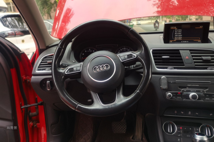 Audi Q3 2016 car image #12