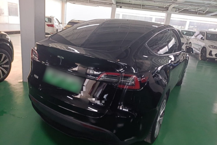 Tesla Model Y 2022 #7 Tesla Model Y 2022 car image #7