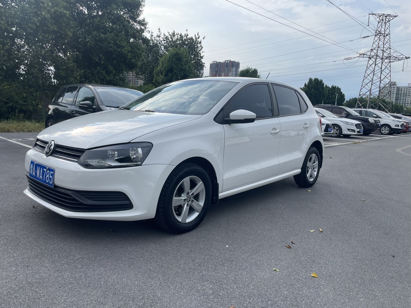 Volkswagen Polo 2017 Volkswagen Polo 2017 car image