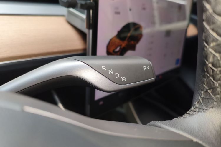 Tesla Model 3 2020 #18 Tesla Model 3 2020 صورة سيارة #18