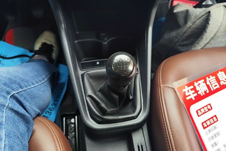 Volkswagen Santana 2019 #14 Volkswagen Santana 2019 car image #14