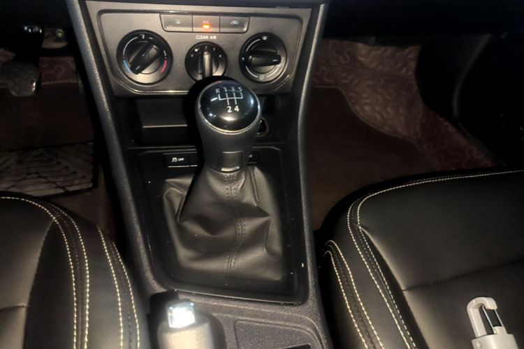 Volkswagen Lavida 2018 #14 Volkswagen Lavida 2018 car image #14