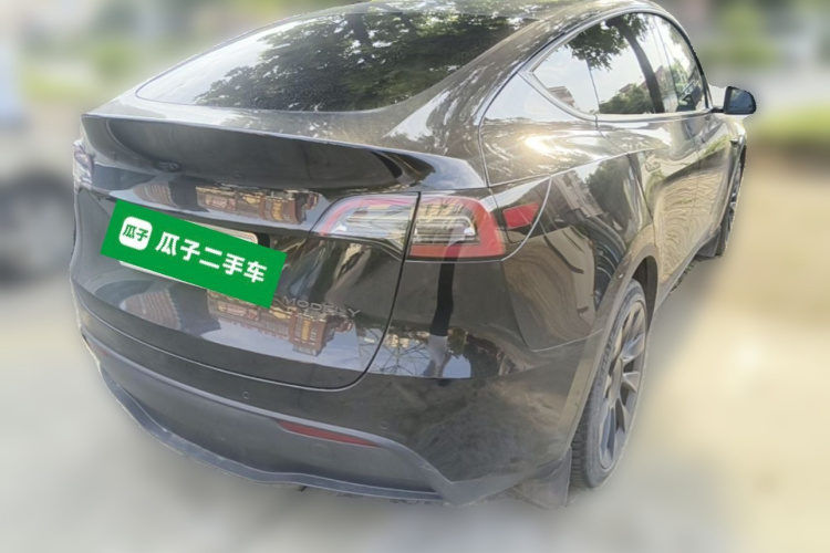 Tesla Model Y 2022 #7 Tesla Model Y 2022 car image #7