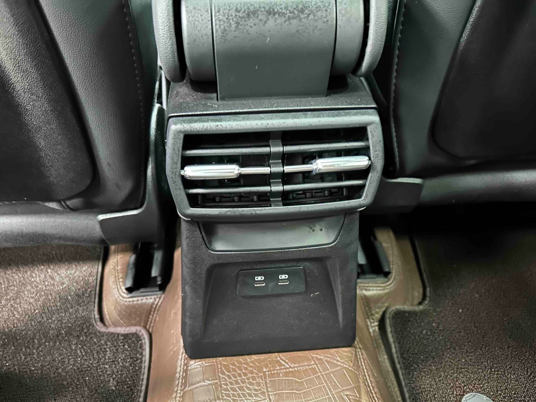 Audi A3 2023 immagine di auto #9