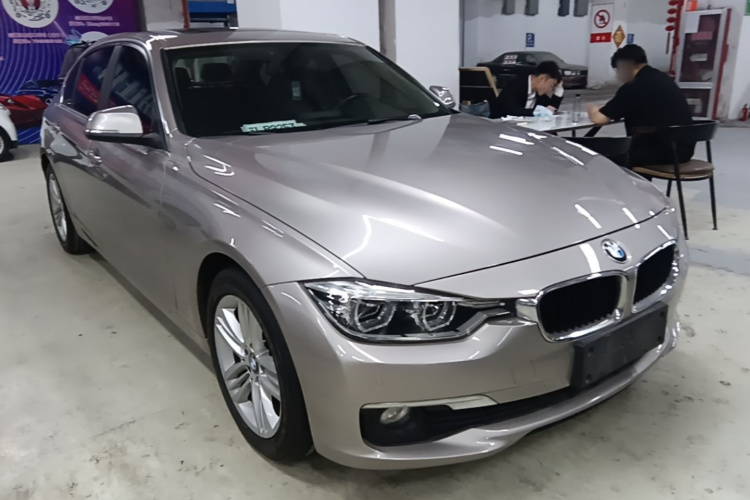 BMW 3 Series 2017 #4 BMW 3 Series 2017 car image #4