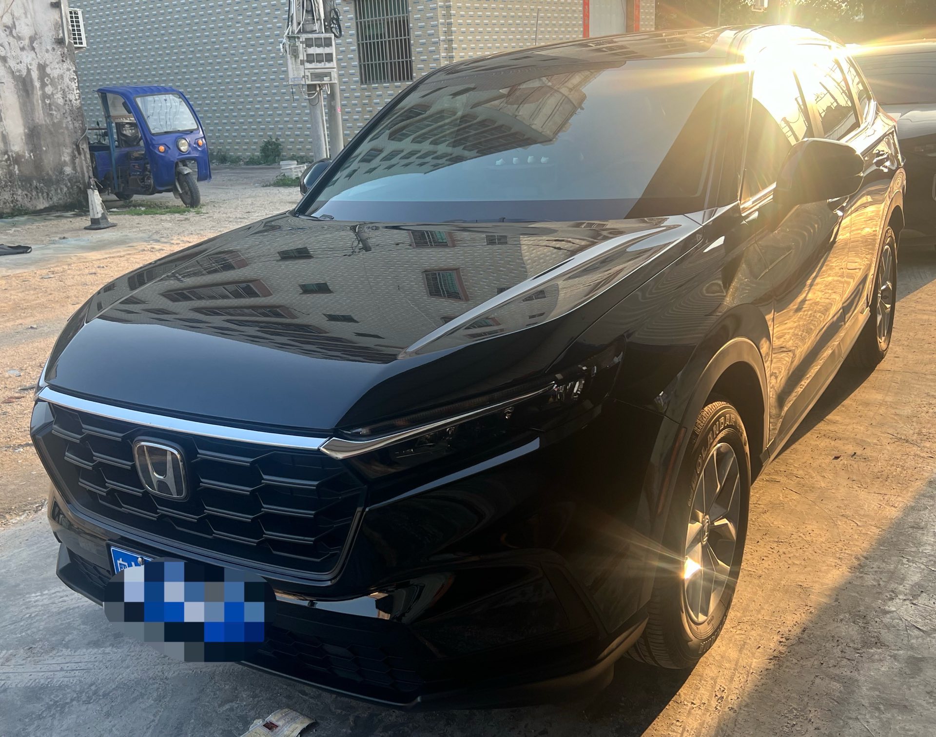 Honda CR-V 2024 car image 