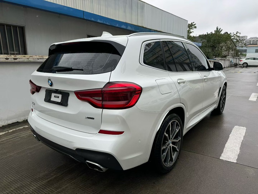 BMW X3 2021 car image #9