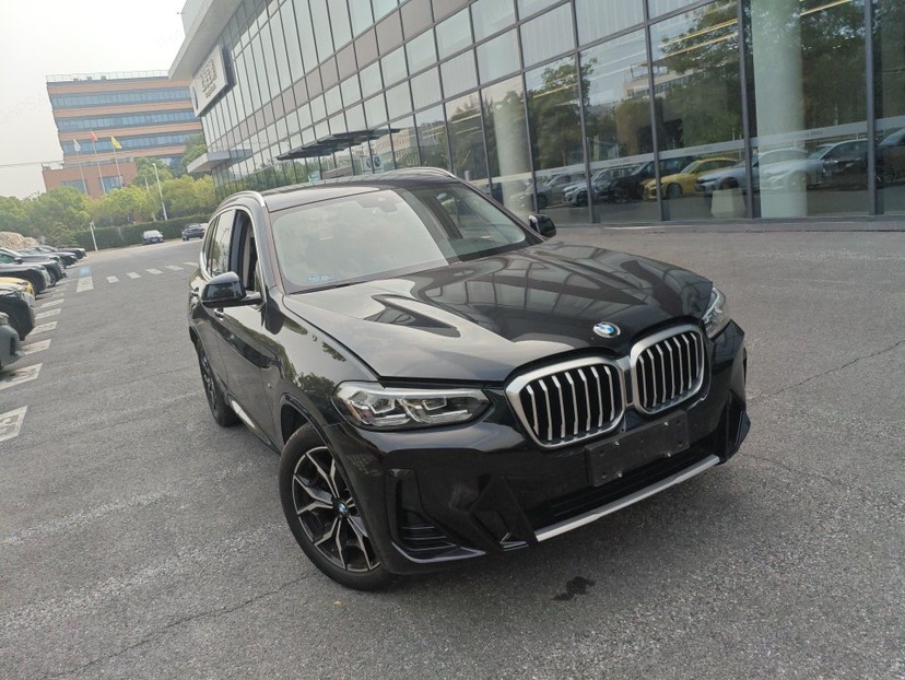 BMW X3 2022 #4 BMW X3 2022 car image #4