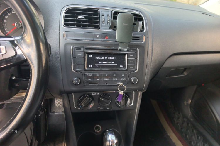 Volkswagen Polo 2016 #15 Volkswagen Polo 2016 car image #15