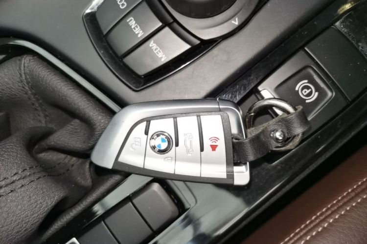 BMW X1 2019 car image #9
